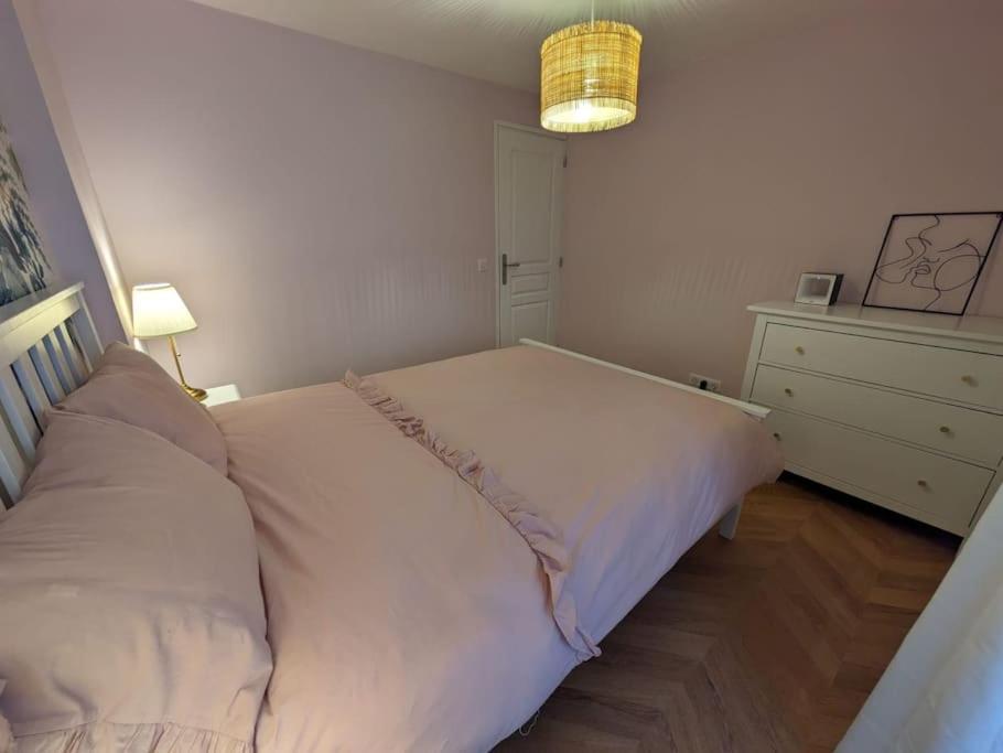 Appartement Avec Jardin Et Acces Mer Grandcamp-Maisy Ngoại thất bức ảnh